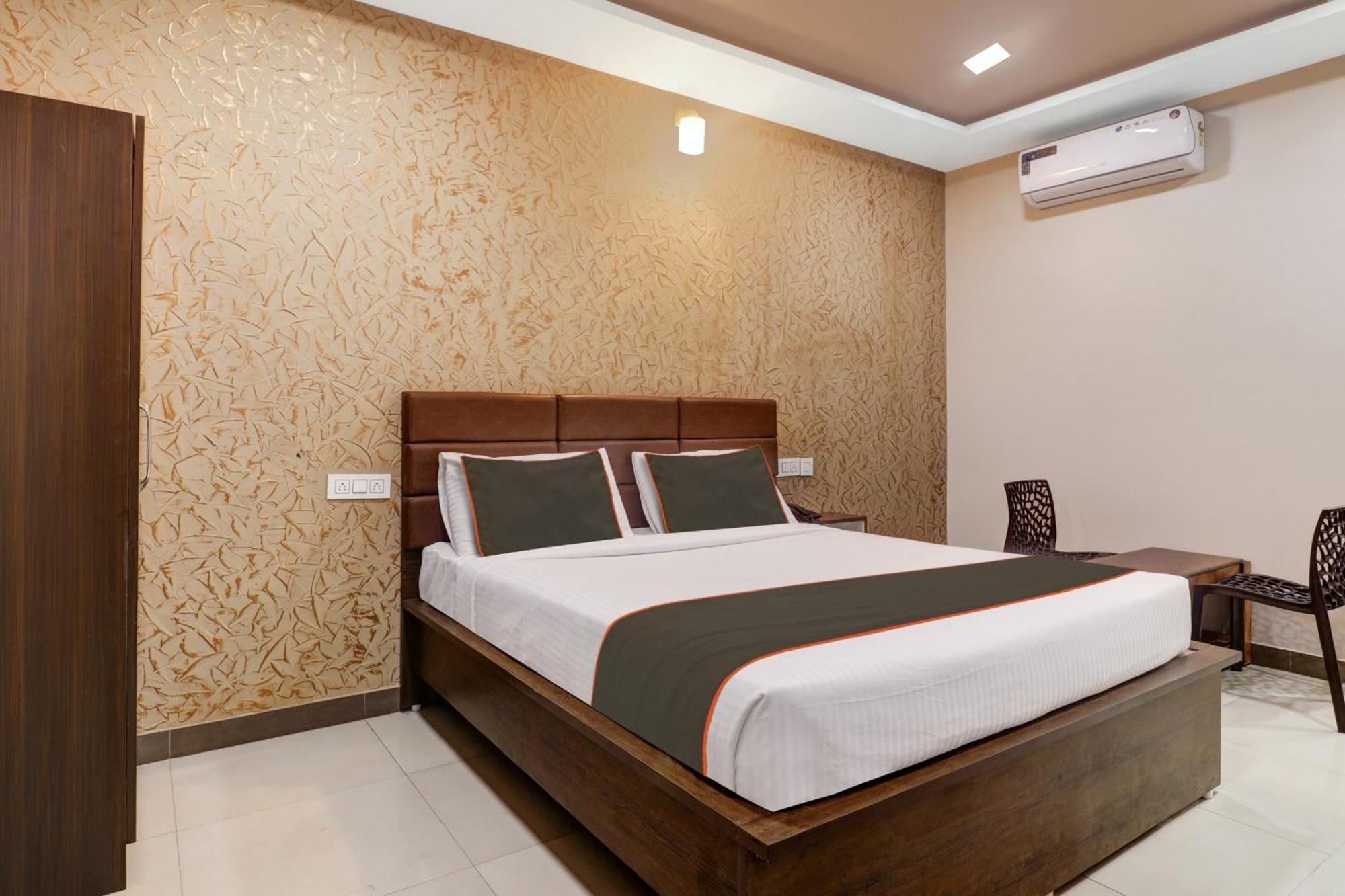 Emara Delight Executives Rooms Bangalore Exterior foto